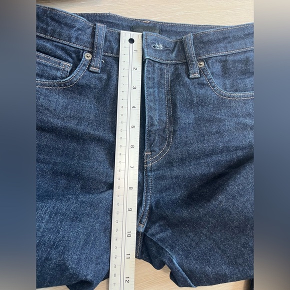 Uniqlo Dark Wash Denim Jeans Crop size 26 - Picture 5 of 9